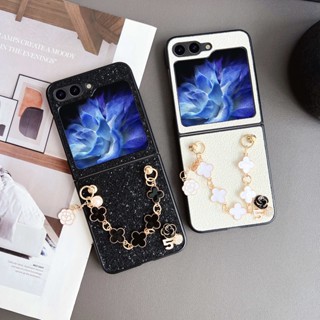 เคสโทรศัพท์มือถือหนังแข็ง กันกระแทก ลายดอกไม้ พร้อมสร้อยข้อมือ สําหรับ Samsung Galaxy Z Flip 5 5G 5 Z Flip 5