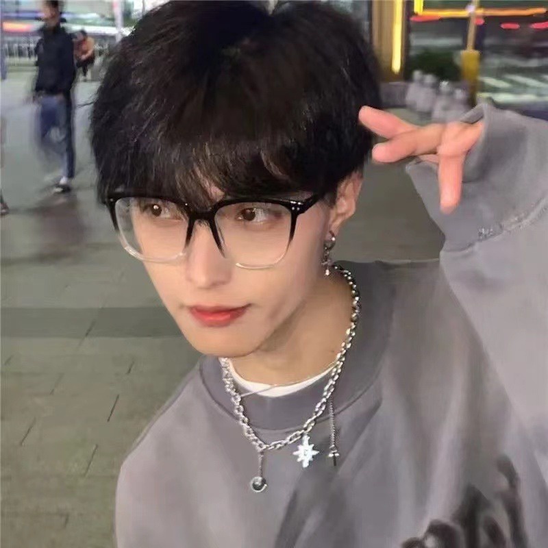 (YUZHU) ไล่ระดับสีดํา กรอบสี่เหลี่ยม ป้องกันรังสี แว่นตาผู้หญิง แฟชั่นเกาหลี ขนาดใหญ่ กรอบแว่นตาผู้ชาย