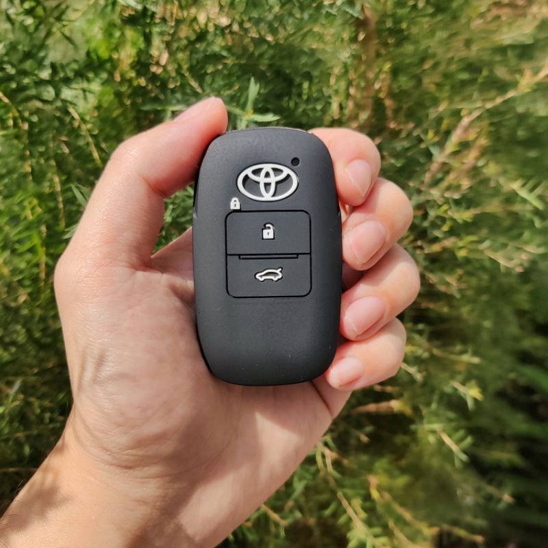 ปลอกหุ้มกุญแจ (พร้อมส่ง !!!) เคสกุญแจซิลิโคน : Toyota Yaris  Ativ 2022 : ซื้อ 2 ชุดเหลือชิ้นละ 45