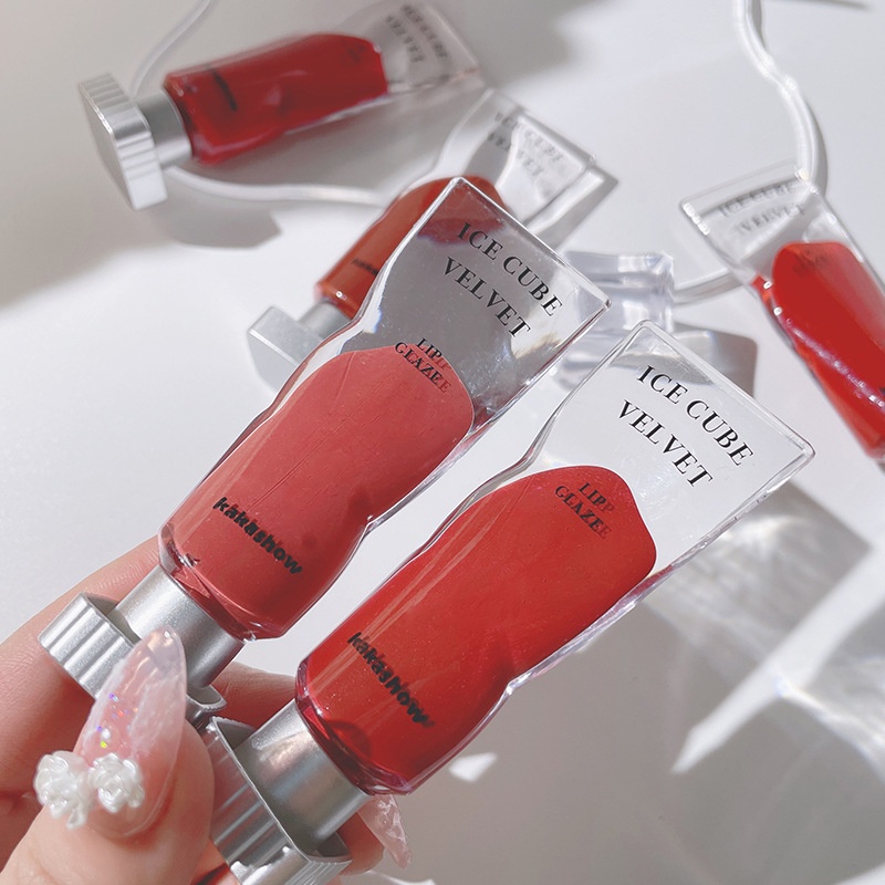 Kakashow ลิปสติกกำมะหยี่กันน้ำให้ความชุ่มชื้นลิปกลอสโคลนริมฝีปาก ส สีขาว ไม่จุ่มง่าย