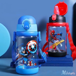 Cattoon Straw Water Cup Marvel Characters Spiderman Captain America Tumbler With Strap 520ml ขวดน้ำแบบพกพาสำหรับเด็กนักเรียนของขวัญ M