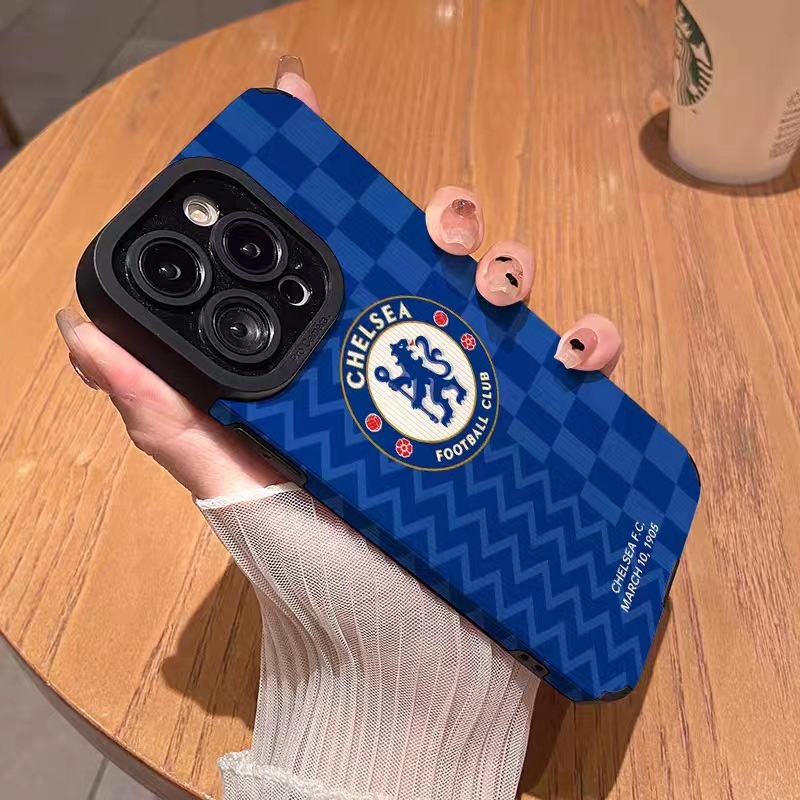 【หนังแกะ】เคสโทรศัพท์มือถือ แบบนิ่ม ลาย Blue Chelsea FC สําหรับ IPhone 6S 7 Plus 8 Plus X XS XR XS Max 11 13 12 14 PRO Max 14 Plus 12 13 MINI
