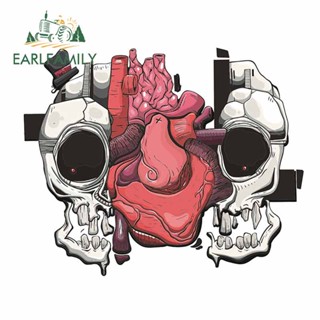 Earlfamily สติกเกอร์ไวนิล ลายหัวกะโหลก และหัวใจ ขนาด 13 ซม. X 10.6 ซม. กันรอยขีดข่วน แบบสร้างสรรค์ สําหรับติดตกแต่งรถยนต์ รถจักรยานยนต์ DIY