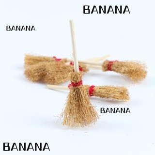 Banana1 ไม้กวาด ขนาดเล็ก พร็อพสําหรับตกแต่งบ้านตุ๊กตา