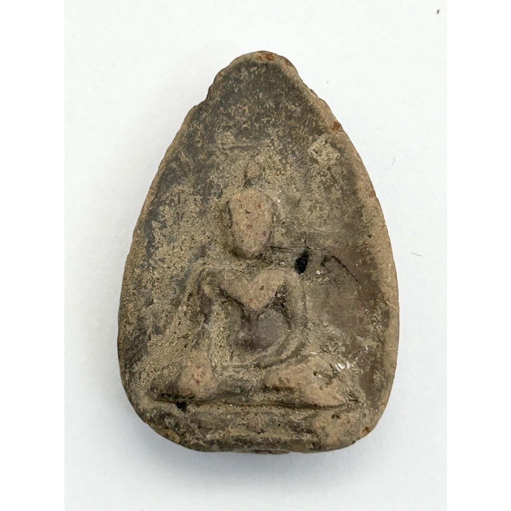 พระนางกำแพงกลีบบัว เนื้อดิน - 00012