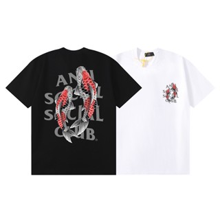 ANTI SOCIAL SOCIAL CLUB เสื้อยืดแขนสั้น ผ้าฝ้าย พิมพ์ลายตัวอักษรปลาคาร์พ พลัสไซซ์ สําหรับผู้ชาย และผู้หญิง