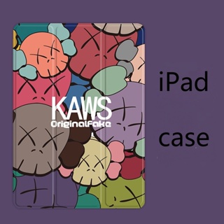 เคส ลาย KAWS พร้อมช่องใส่ปากกา สําหรับ iPad pro11 2022 gen10 10.2 gen 7 8 9 air1 2 gen5 6 air 4 5 mini 4 5 6