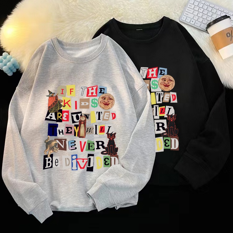 เสื้อกันหนาวแขนยาว คอกลม แบบสวมหัว พิมพ์ลายตัวอักษร ทรงหลวม สไตล์เรโทร แฟชั่นสําหรับผู้ชาย และผู้หญิง