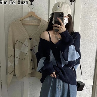 Ruo Bei Xuan  เสื้อคาร์ดิแกนถักลายเพชรใหม่ของผู้หญิงเสื้อโค้ทยาวปานกลางคอวีหลวม