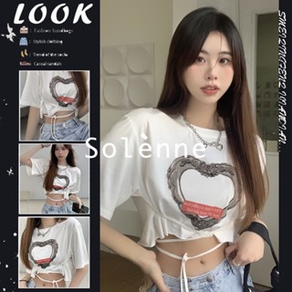 Solenne  เสื้อครอป เสื้อยืดผู้หญิง ครอป baby tee สาวเรโทร 2023 NEW Style ทันสมัย Korean Style fashion พิเศษ A99J321 36Z230909