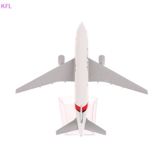 (KFL) โมเดลเครื่องบินโลหะ 1:400 Replica Emirates Airlines 777 ของเล่น สําหรับเด็กผู้ชาย ขายดี
