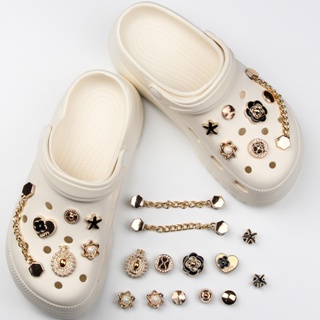 จี้Clog ตกแต่งชุดอุปกรณ์เสริมทั้งหมด Croc charm จิ๊บบิท Jitbitz Charms Croc jibitz Charm jitbitzจิ๊บบิทติดรองเท้า Jibitz Chain Croc charm Charm croc shoe ตุ๊กตาติดรองเท้า jibbitz crocs ตัวติดรองเท้า crocs รองเท้า เครื่องประดับแฟชั่น