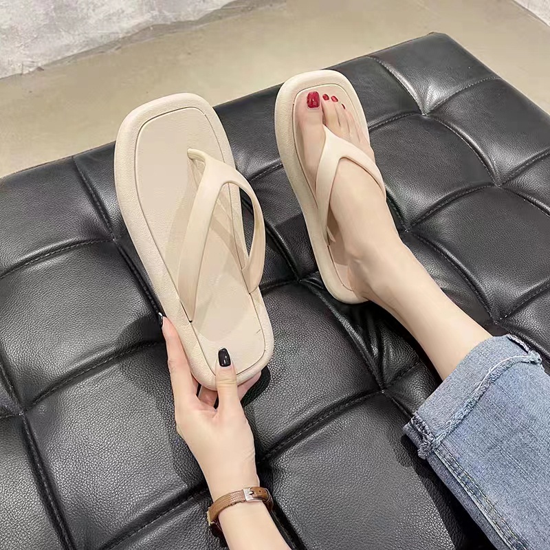 รองเท้าแตะหูหนีบ หนีบพื้นนิ่ม รองเท้าแตะผู้หญิง เนื้อซิลิโคน คลาสสิก 4 สี รองเท้าแตะ แบบคีบ สีสดใส รองเท้าแตะน้ารักๆ รอง