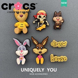 Jibbitz crocs charms หัวเข็มขัดรองเท้า 3D drew house สร้างสรรค์ ตกแต่งหัวเข็มขัด