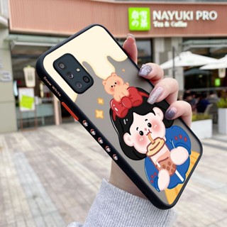 เคสโทรศัพท์มือถือแบบแข็ง ใส กันกระแทก ลายการ์ตูนเด็กผู้หญิงชานม มีลายด้านข้าง สําหรับ Samsung A71 4G A71 5G