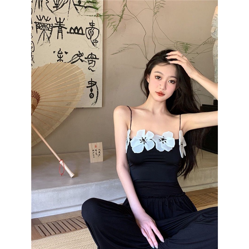 เสื้อสายเดี่ยว แขนกุด ลายดอกไม้ สีขาว เหมาะกับฤดูร้อน สําหรับผู้หญิง - รูปที่ 3