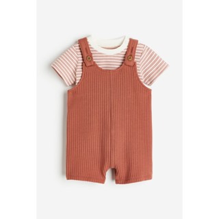 H&amp;M  Boy 2-piece T-shirt and dungaree set 1185100_1