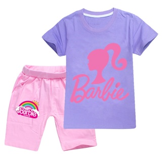 ใหม่ ชุดเสื้อยืด แขนสั้น ผ้าฝ้าย ลาย Barbie The Movie และกางเกงขาสั้น สีชมพู สําหรับเด็ก สองชิ้น