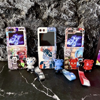 เคสโทรศัพท์มือถือ กันกระแทก ลายการ์ตูนน่ารัก 3D พร้อมสายคล้องข้อมือ สําหรับ Samsung Galaxy Z Flip 4 3 5 Z Flip4 Flip3 Zflip 5 3 in1