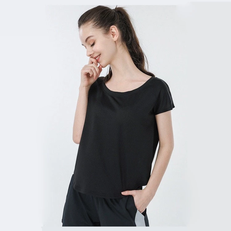 เสื้อยืดแขนสั้นผ้าตาข่ายทรงหลวมสำหรับผู้หญิง thumbnail 9