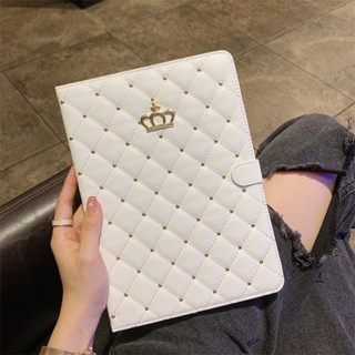 เคสหนัง ฝาพับ ลายมงกุฎ สีทอง หรูหรา สําหรับ iPad 9th Air 3 4 5 Pro 9.7 Mini 1 2 3 4 5 6