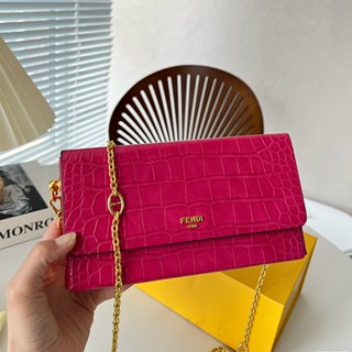 【1:1】Fendi_ กระเป๋าถือ กระเป๋าสะพายไหล่ ทรงสี่เหลี่ยม ลายหนังจระเข้ ขนาดเล็ก คุณภาพสูง แฟชั่นคลาสสิก สําหรับสตรี 10 สี