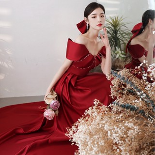 ชุดเดรสเจ้าสาว เข้ารูป สีไวน์แดง เรียบง่าย แฟชั่นฤดูร้อน 2023