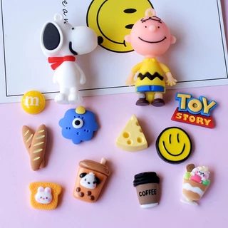 12 ชิ้น Snoopy & Charlie ปุ่มรองเท้า Charm -clog /สติ๊กเกอร์กันลื่น /ปุ่มอุดตัน /Charm/DIY