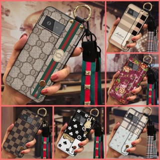 เคสโทรศัพท์มือถือนิ่ม ลาย Tik Tok Same Style พร้อมสายคล้อง สไตล์คลาสสิก สําหรับ Google Pixel6 Pro