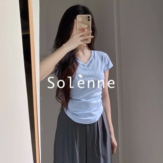 Solenne  เสื้อครอป เสื้อยืดผู้หญิง ครอป baby tee สาวเรโทร 2023 NEW Style Korean Style พิเศษ Beautiful ทันสมัย A99J1ZO 36Z230909