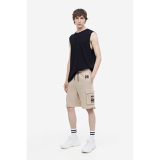 H&amp;M  Man Relaxed Fit Printed cargo sweatshorts 1159825_1