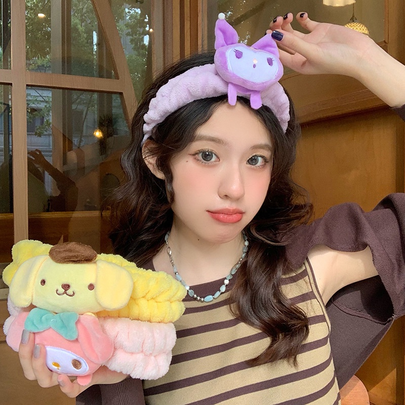 Kawaii Kuromi Cinnamoroll My Melody ที่คาดผม อะนิเมะ Sanrio น่ารัก ตุ๊กตา โบว์ แต่งหน้า ล้างผม เครื่องประดับผม ของขวัญ สําหรับเด็กผู้หญิง
