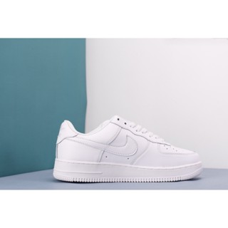 รองเท้ากีฬาลําลอง Air Force 1 ข้อสั้น สีขาวล้วน