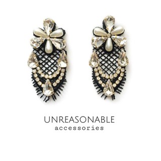 ต่างหูลูกไม้ สีดำ น้ำหนักเบา สวยใส่สบาย Unreasonable Accessories UA0029-04