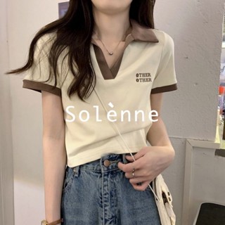 Solenne  เสื้อครอป เสื้อยืดผู้หญิง ครอป baby tee สาวเรโทร 2023 NEW Style Beautiful fashion High quality รุ่นใหม่ A99J1Z0 36Z230909