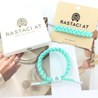 RASTAClAT หัวเข็มขัดสีเขียวสีขาวพร้อมกล่องพรีเมี่ยมทอมือฤดูร้อนจับคู่ห่อมิตรภาพถักสร้อยข้อมือสําหรับผู้หญิงผู้ชายความยาวสามารถปรับของขวัญคลาสสิก