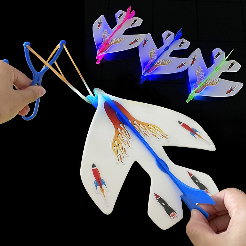เครื่องบินหนังสติ๊ก ของเล่นเด็กผู้ชาย กลางแจ้ง เกมโต้ตอบ ประกอบยางรัด LED เครื่องบินของเล่น