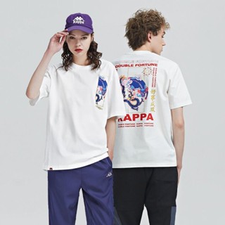 K Kappa Kappa เสื้อยืดลําลอง แขนสั้น คอกลม สําหรับผู้ชาย ผู้หญิง เหมาะกับการเล่นกีฬา K0BW2TD38