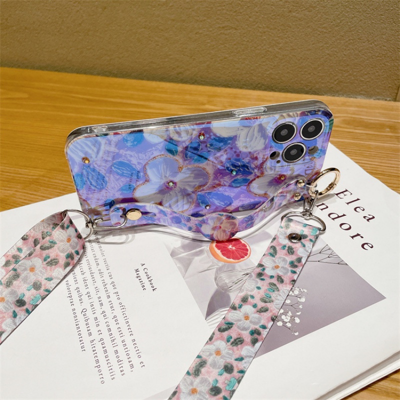 เคสมือถือ กระเป๋าใส่โทรศัพท์สีน้ำมัน Camellia Shiny พร้อมสายคล้องกระเป๋าสะพายเข้ากันได้กับ iPhone X XR XS Max 14 13 12 11 Pro Max กรณีโทรศัพท์กันกระแทกอ่อนนุ่ม - รูปที่ 5