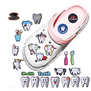 Jibbitz แปรงสีฟัน รูปฟันน่ารัก อุปกรณ์เสริม สําหรับรองเท้า Crocs Dentisit Tooth Jibits Charm