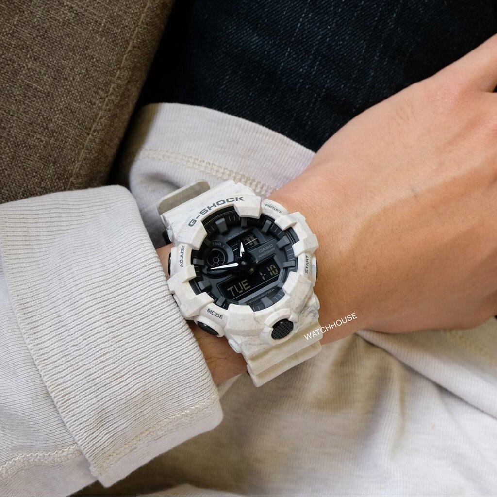 นาฬิกาผู้ชาย Casio G-Shock รุ่น GA-700WM-5A UTILITY WAVY MARBLE