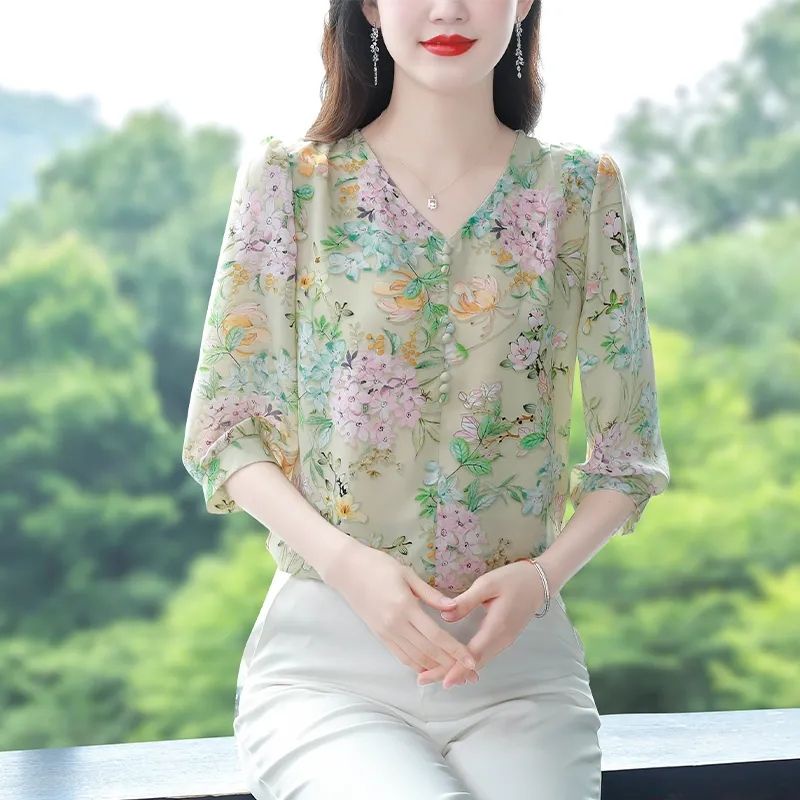 ม-4เอ็กแอล พลัสขนาดเสื้อชีฟองผู้หญิง 3/4 แขนฤดูร้อนใหม่คอวีด้านบนพิมพ์แฟชั่นแม่ จุดต่ําสุด เสื้อ