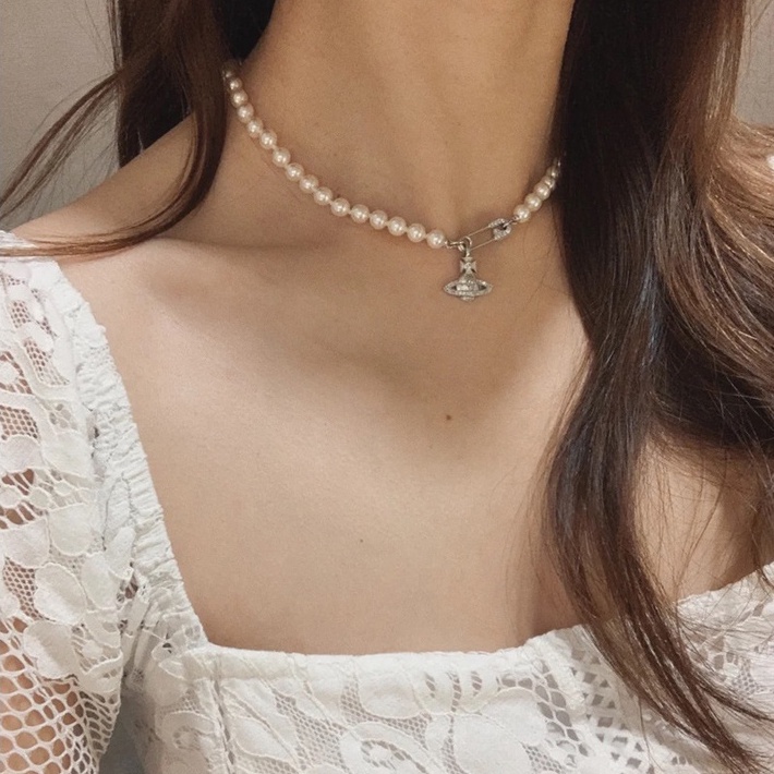 Saturn Pin Knotted Pearl Sweet Cool Style สร้อยคอซ้อนแฟชั่น All-Match Unique Girl Clavicle Chain