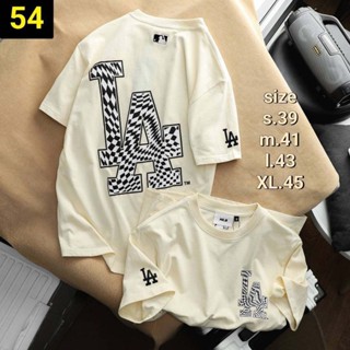 มี 2 สี ลายปักโลโก้ตัวNY-B เสื้อยืดคอกลม ผ้านุ่มผ้าCotton เสื้อคู่ชายและหญิงใส่ได้ ส่งฟรี (รหัสNY2008)