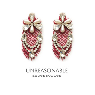 ต่างหูลูกไม้ สีแดง น้ำหนักเบา สวยใส่สบาย Unreasonable Accessories UA0029-03