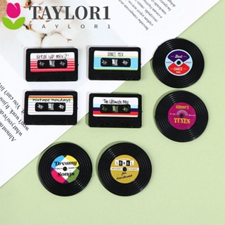 Taylor1 สติกเกอร์แม่เหล็กติดตู้เย็น 4 ชิ้น ต่อชุด