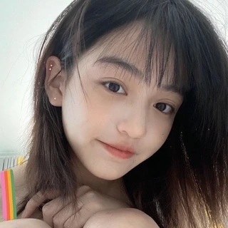 ต่างหูเงินสเตอร์ลิง S999 4A ประดับเพทาย ขนาดเล็ก สวยหรู 2 ชิ้น