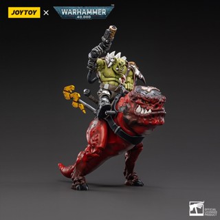 พร้อมส่ง ฟิกเกอร์ JOYTOY Dark Source Warhammer 40K Oak Barbarian Riding Collision Jumping 1: 18 ของเล่นสําหรับเด็ก