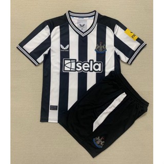 【จัดส่งด่วน】ชุดเสื้อกีฬาแขนสั้น ลายทีมชาติฟุตบอล Newcastle Fans edition สําหรับเด็ก และผู้ใหญ่