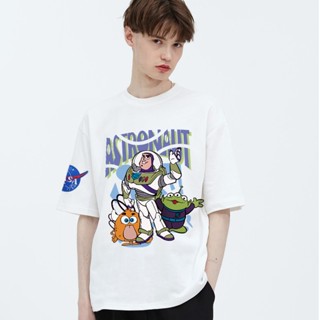 เสื้อยืดแขนสั้นลําลอง ผ้าฝ้ายแท้ ทรงหลวม ลาย  Co-Branded Buzz Lightyear แฟชั่นฤดูร้อน สไตล์อเมริกัน สําหรับผู้ชาย